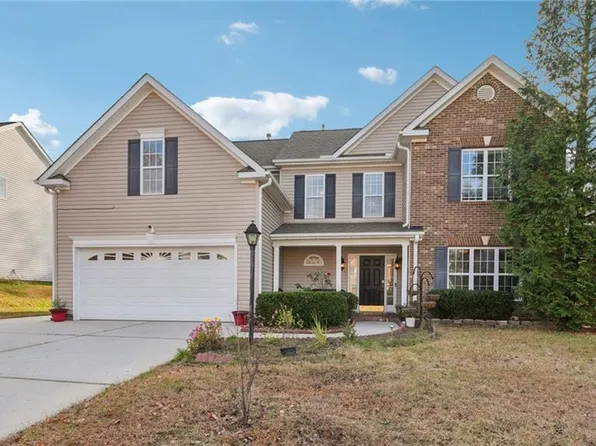 5712 Election Oak Dr, High Point, NC 27265