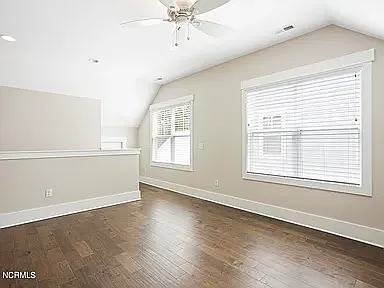 4076 Tamarisk Ln — Photo 35