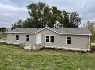 29565 Oakvale Rd, Oregon, MO 64473