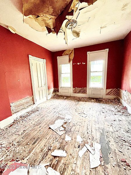 5th image of 39 Prospect Street