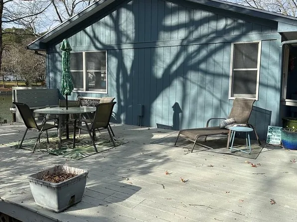 152 Swann Ct, Reedville, VA 22539