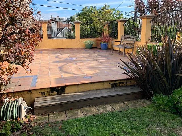 Patio for use by this unit