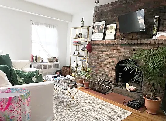 Rented by Buchbinder & Warren | media 11