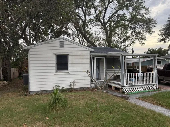 770 59th Ave NE, Saint Petersburg, FL 33703