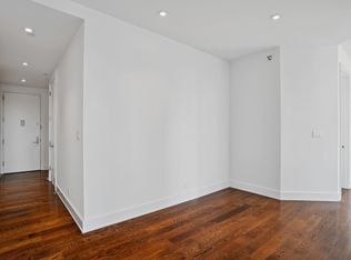 26-26 Jackson Ave #902, Long Island City, NY 11101