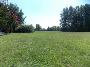 196 Pine Valley Rd, Dover, DE 19904