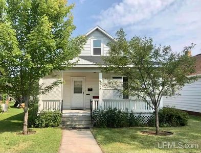 1115 River Ave, Iron Mountain, MI, 49801