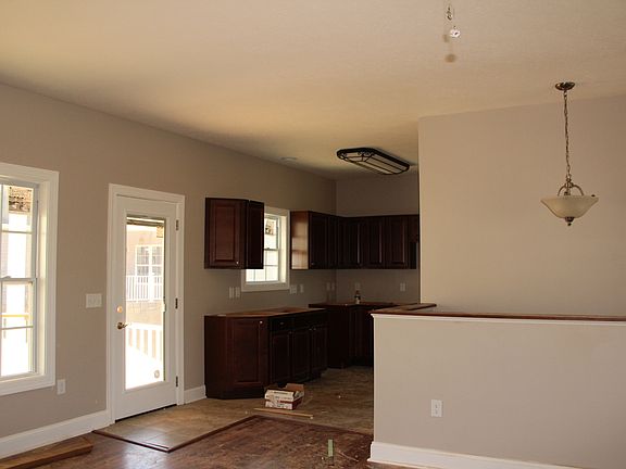 5th image of 1823 Cub Cir NW