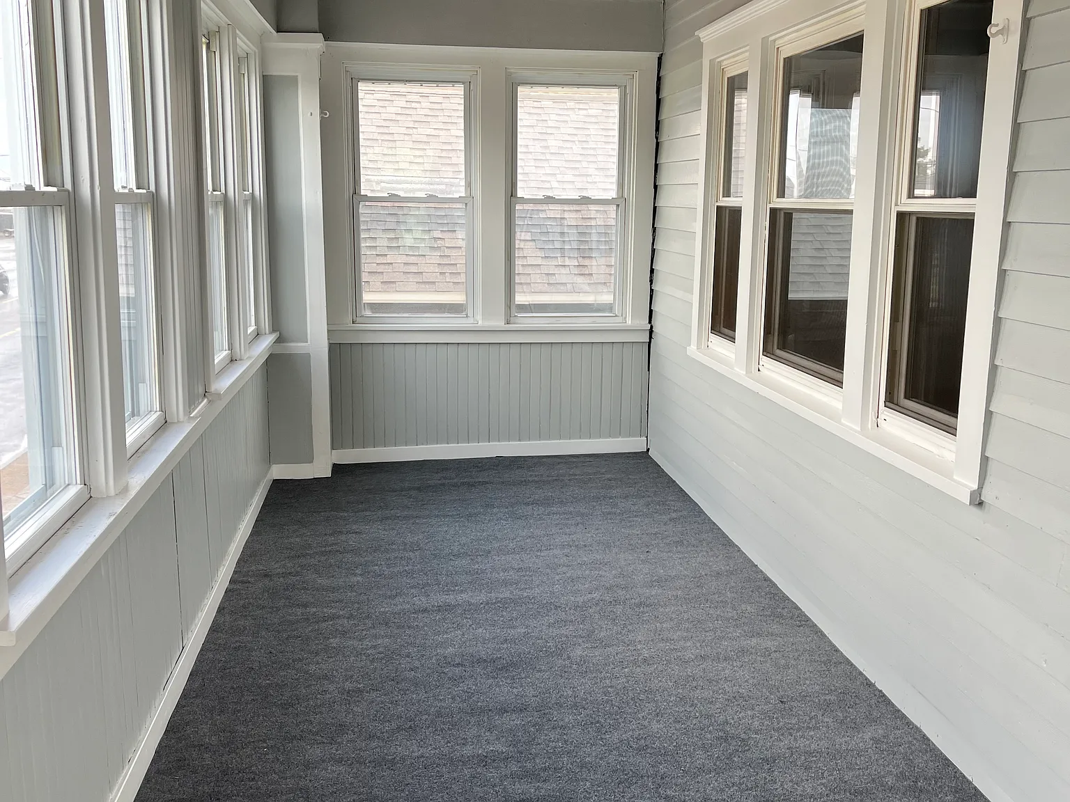 3 bed, 1600 sqft, $1,975 — Photo 2
