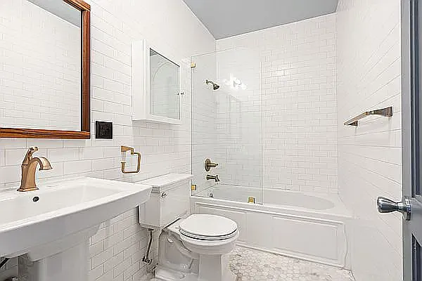 Rented by REAL New York | media 5