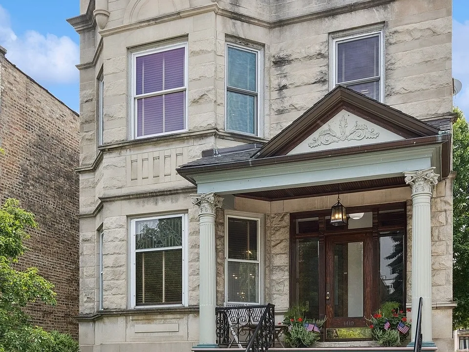 1419 W Winona St #2