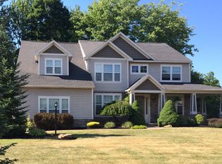 3328 Oak Brook Rd, Baldwinsville, NY