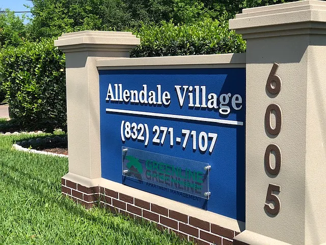 Allendale Village Apartments — Photo 16