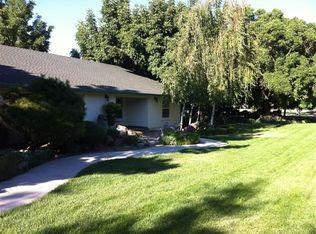 3267 Ladd Rd, Modesto, CA 95356