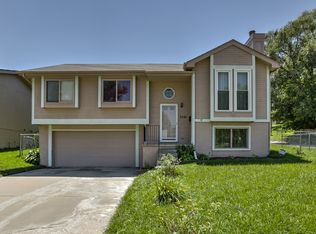 2541 Washington St, Omaha, NE 68107