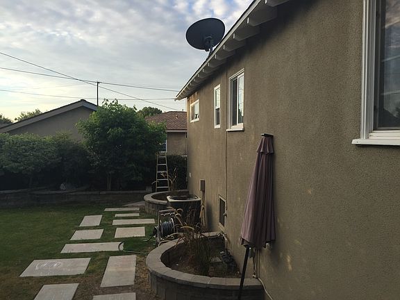 5th image of 10138 Costa Glen Ave