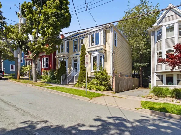 5271 Harvey St, Halifax, NS B3J 1A8