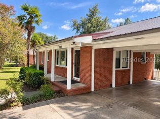 2804 3rd St, Beaufort, SC 29902