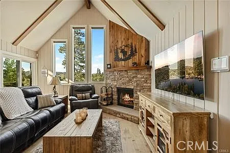 28195 Arbon Ln — Photo 3