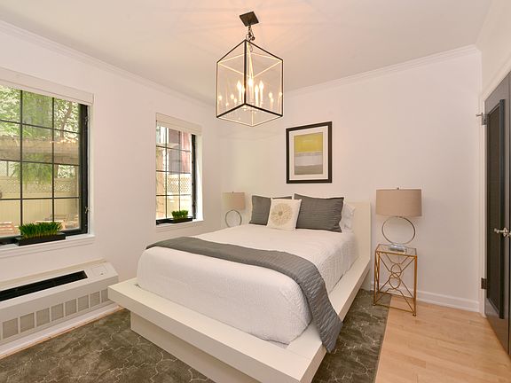 2nd image of 304 W 114th St #Phb