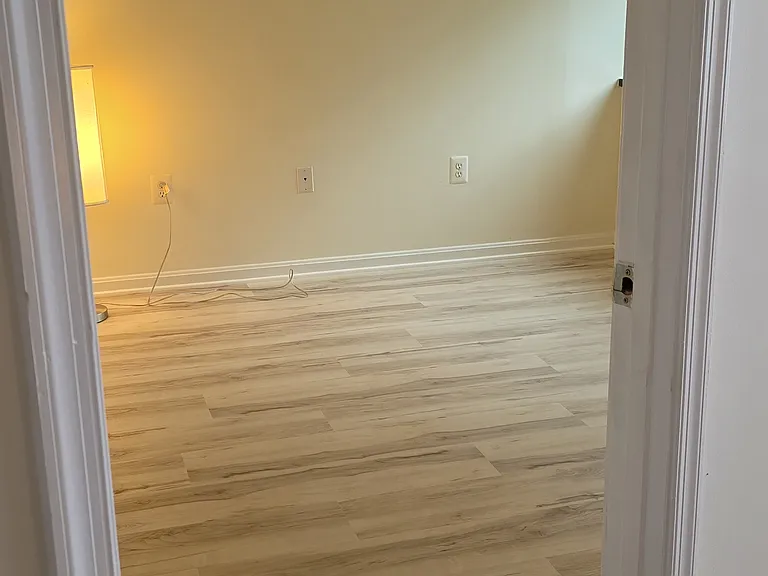 10101 Grosvenor Pl #520 — Photo 21