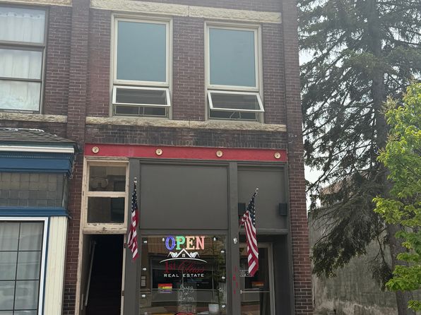 1611 1/2 Main St