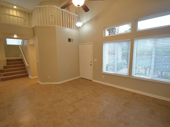 3rd image of 4024 Diane Dr