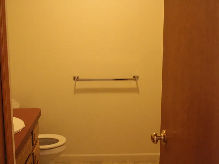 4805 Russell St — Photo 12