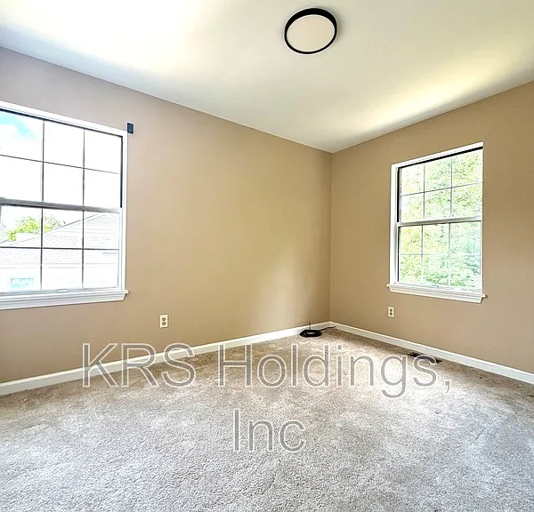 2316 Finch Ct — Photo 11