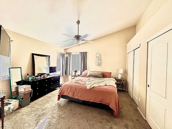 3rd image of 3254 Grace Dr