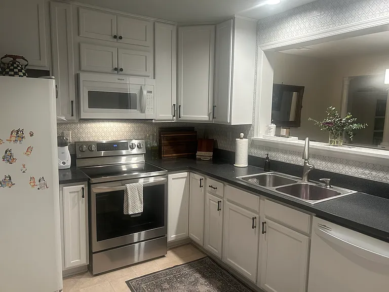 992 Riverrun Dr — Photo 7