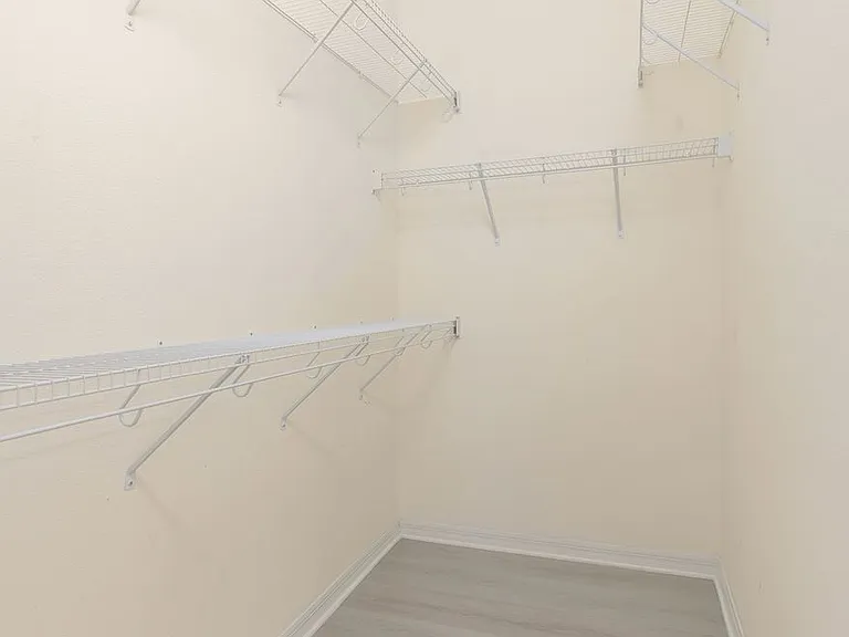 488 Rocky Grove Ln — Photo 11