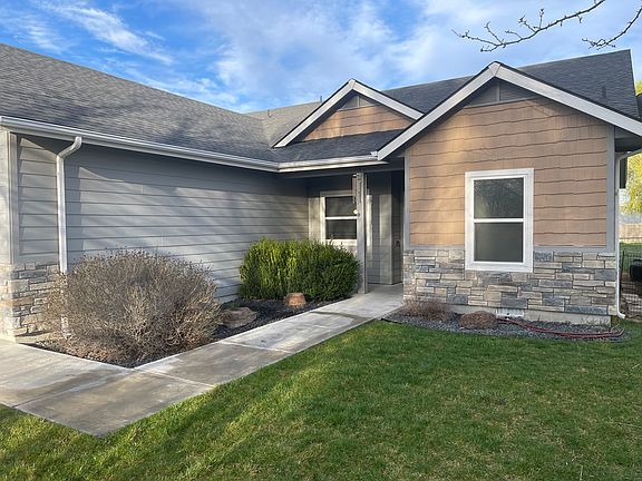 3rd image of 1726 S Kansas Pl