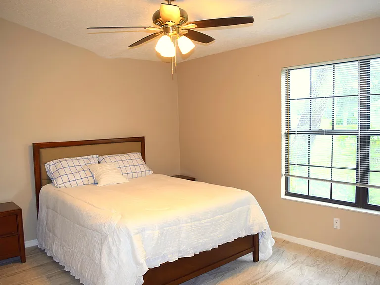 285 Utopia Cir — Photo 14