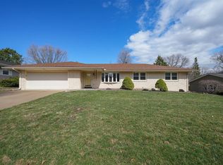 212 Riss Dr, Normal, IL 61761