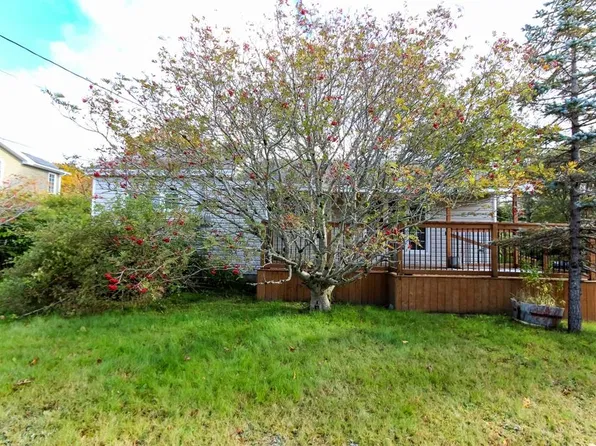16 Irving Drive, Paradise, NL A1L1S1