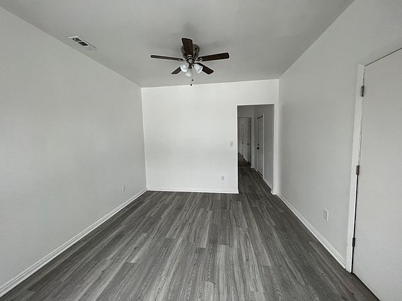 2nd image of 4440 S Hermitage Ave #2F