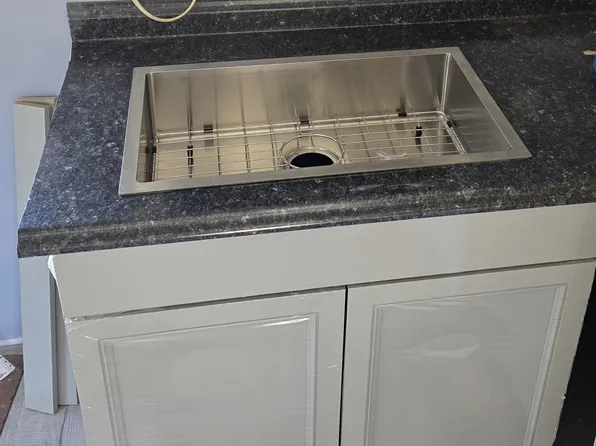 22411 Oakley Rd, Avenue, MD 20609