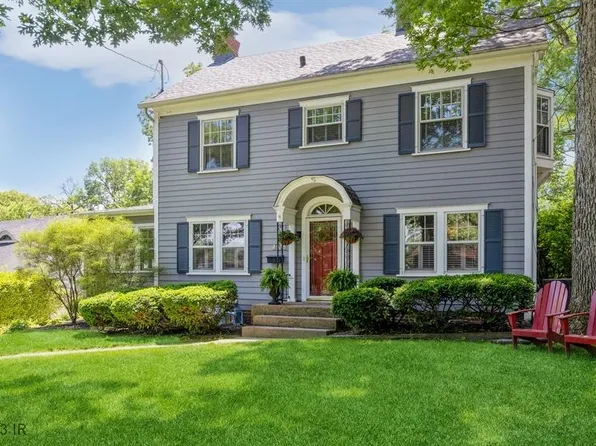 5638 Waterbury Rd, Des Moines, IA 50312