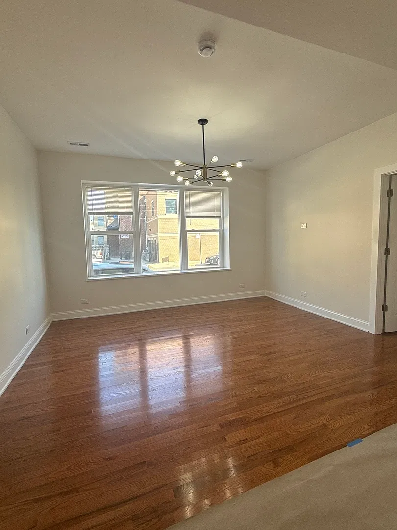 2 bed, 960 sqft, $2,500 — Photo 4