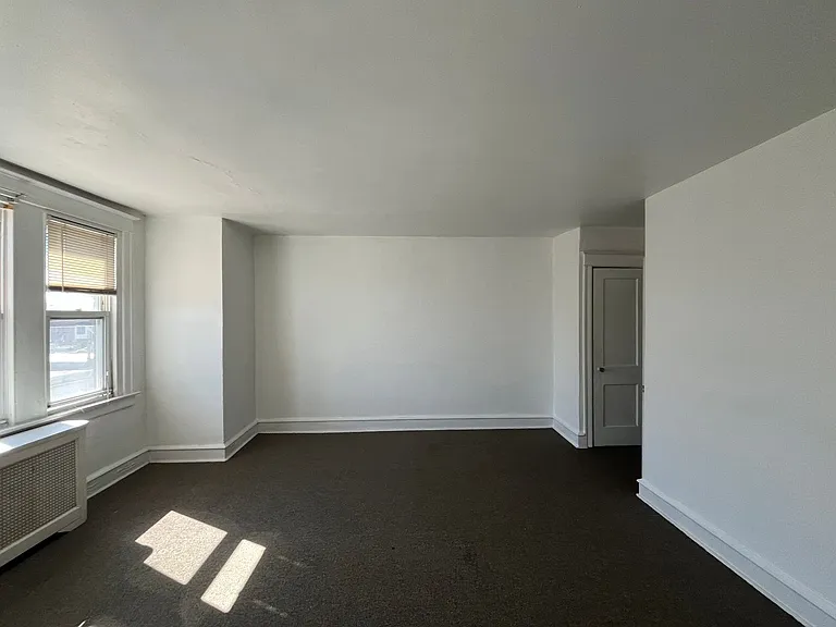 7220 Marsden St — Photo 4
