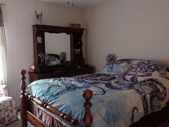 4th image of 509 Woodhaven St NE