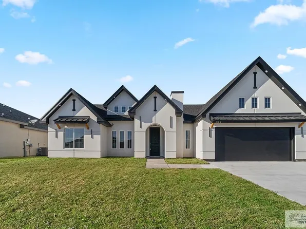 320 Brooks Cir S, La Feria, TX 78559