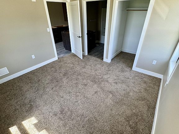 3rd image of 8781 Lexington Ave #23