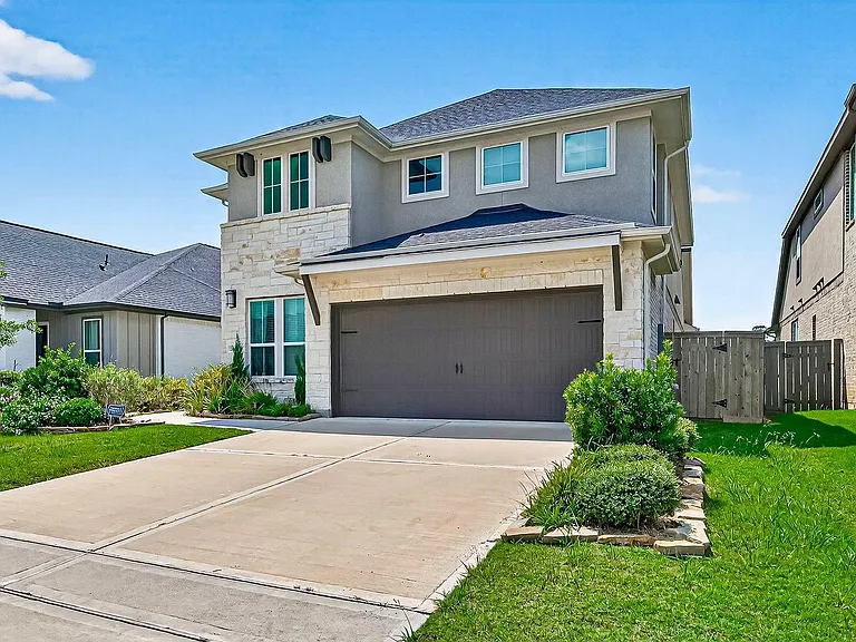 24607 Carleton Lake Ln — Photo 2
