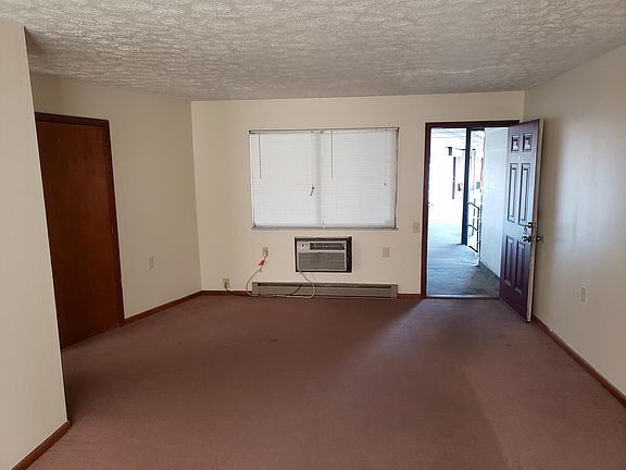 4th image of 90 N Buena Vista St APT 18