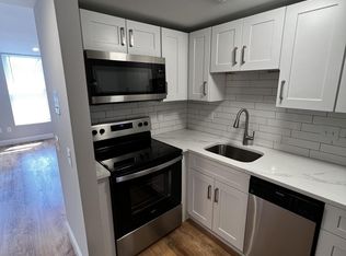 26 Vernon St APT 33, Worcester, MA 01610