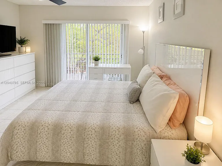 301 Cambridge Rd #306 — Photo 8