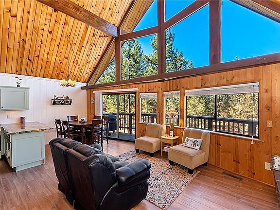 5th image of 1017 London Ct