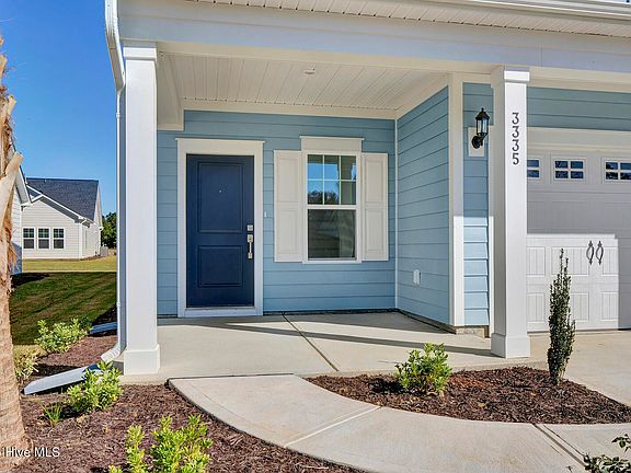 4th image of 3335 Grand Park Way